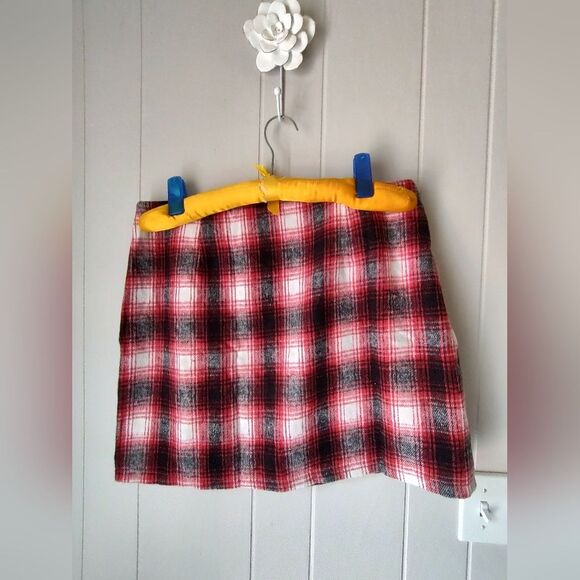 Islis Red Black Wool Plaid Mini Skirt Fully Lined. XL NWT - Picture 2 of 7